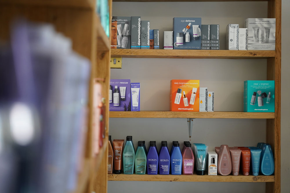HUSH Hair Beauty Laser Salon Shelves HUSH Hair Beauty Laser Salon Shelves